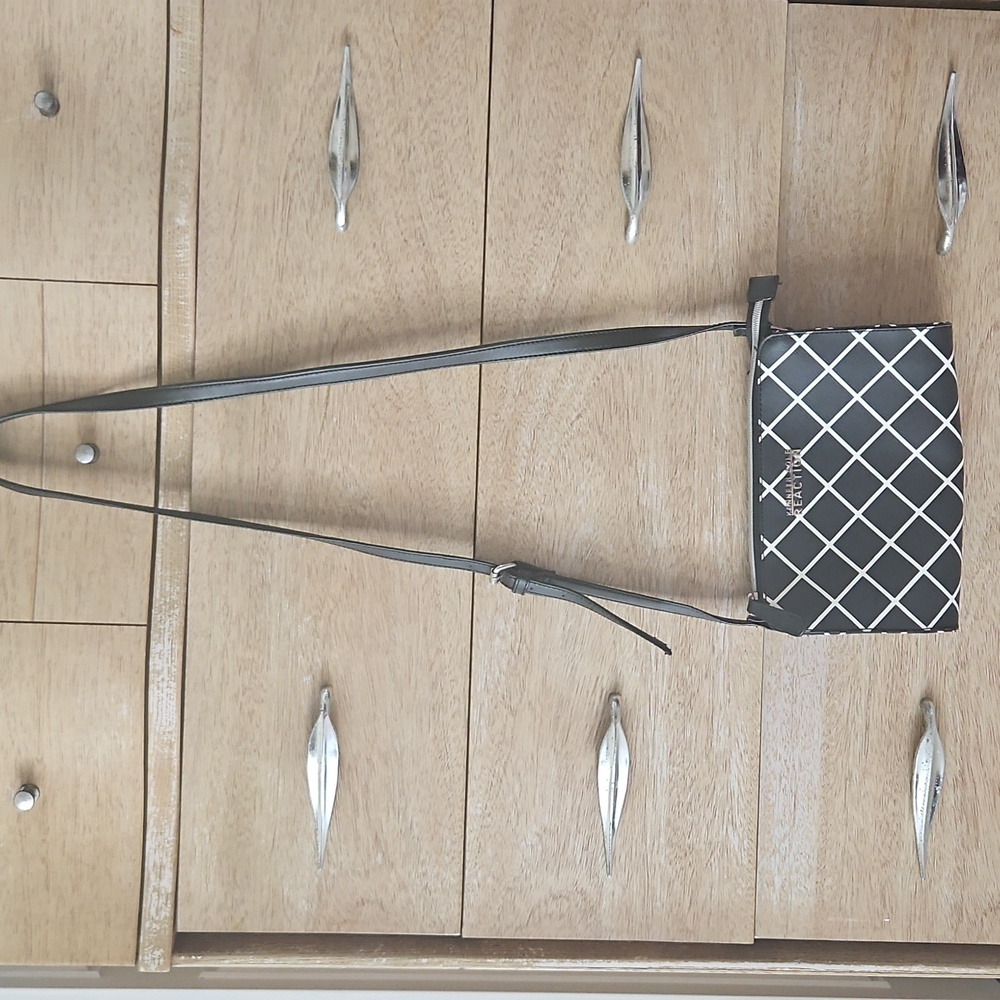 Kenneth Cole Reaction Grid Patterned Crossbody Ba… - image 2